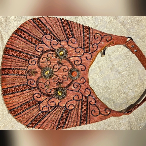 Beaded handbag - Picture 1 of 5